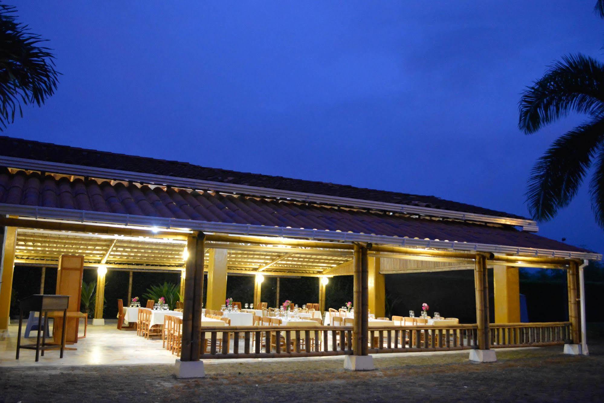 El Lugar Boutique Hotel Cerritos Exterior photo